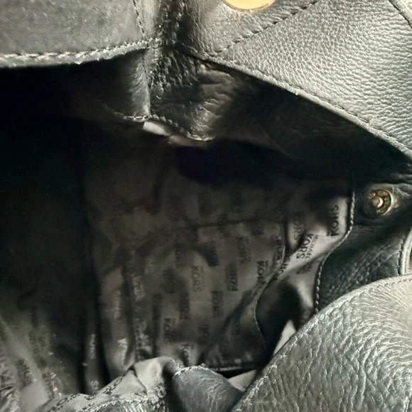 Michael Kors Black Shoulder Bag with Gold Accents - Picture 14 of 16